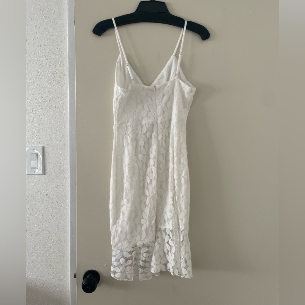 CUPSHEXMADI LACE RUFFLE DRESS - Picture 3 of 5